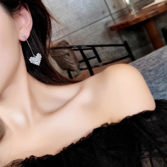 Heart Crystals Earrings - Picture 3 of 5